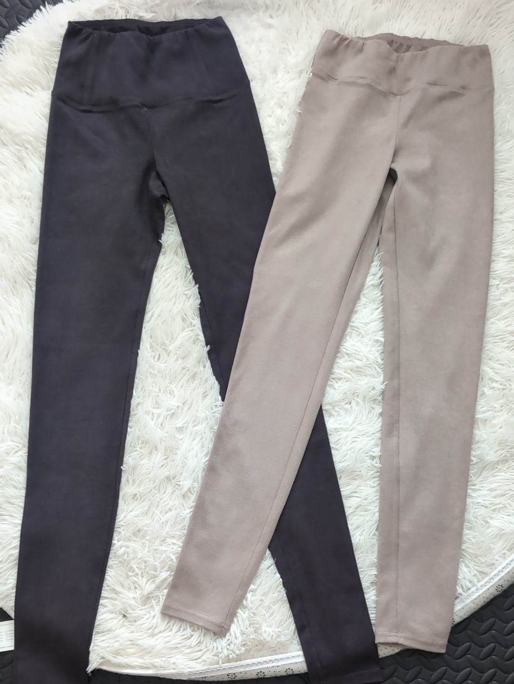 Aritzia Women's High-Waist Leggings Faux Suede- Grey & Taupe Size XS
